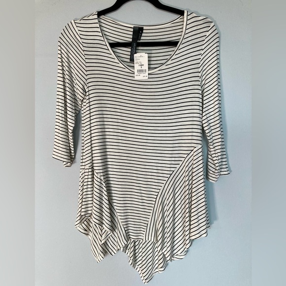 ellumiNation by Nikki Parker Asymmetric Tunic Top - S - NWT - Picture 2 of 8